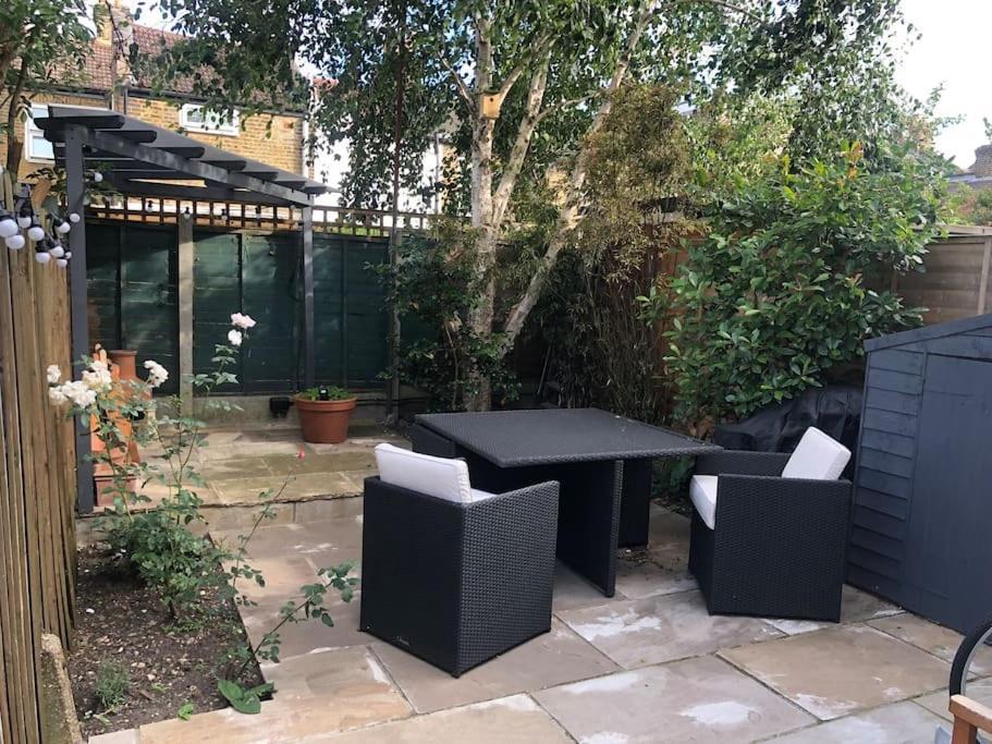 Unique Private Apartment W/ Easy Access To Central Λονδίνο Εξωτερικό φωτογραφία